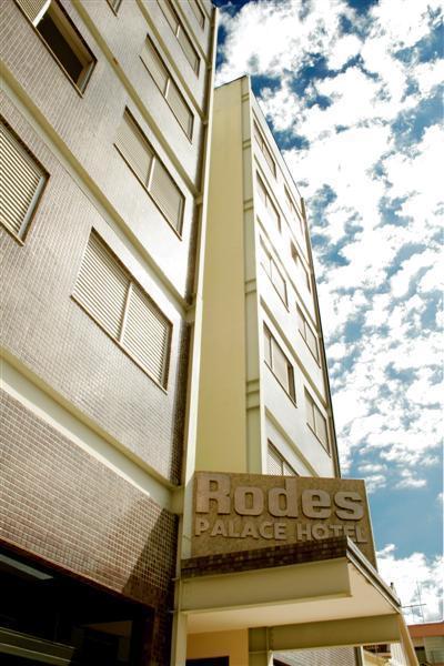 Rodes Palace Hotel Patrocinio Exterior photo