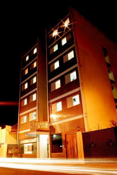 Rodes Palace Hotel Patrocinio Exterior photo
